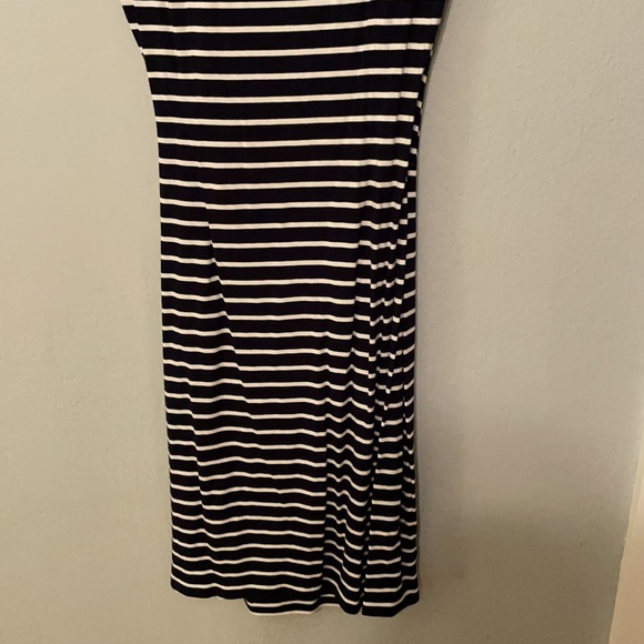 Ann Taylor Casual V Neck Navy Stripe Sheath Dress Size Small - Picture 6 of 6